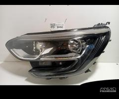 FARO ANTERIORE SINISTRO RENAULT Megane Serie 26060