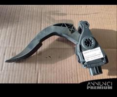 Pedale acceleratore AUDI A4 1968cc TDI del 2012