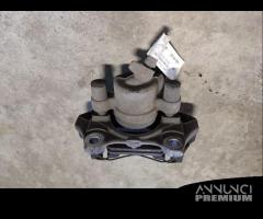 Pinza freno anteriore dx R CLIO 1461cc TDI '15