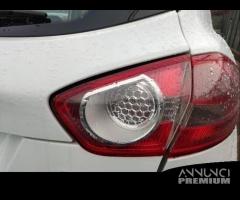 Fanale post dx int FORD KUGA del 2010