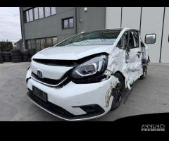 HONDA JAZZ per ricambi usati LEB8