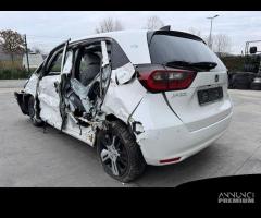 HONDA JAZZ per ricambi usati LEB8