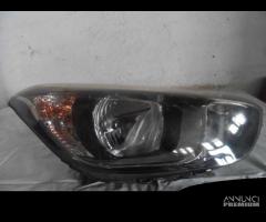 FARO ANTERIORE DESTRO HYUNDAI i20 Serie (12>18)