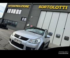 SUZUKI SX4 per ricambi usati M16A