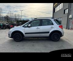 SUZUKI SX4 per ricambi usati M16A