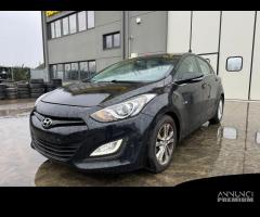 HYUNDAI I30 per ricambi usati D4FB