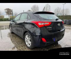 HYUNDAI I30 per ricambi usati D4FB