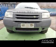 Paraurti anteriore LAND ROVER FREELANDER del 2003