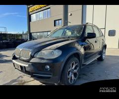 BMW X5 E70 per ricambi usati 306D3