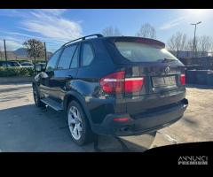 BMW X5 E70 per ricambi usati 306D3