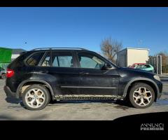 BMW X5 E70 per ricambi usati 306D3 - 8