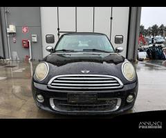 MINI ONE R56 per ricambi usati N16B16A