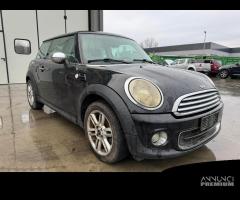 MINI ONE R56 per ricambi usati N16B16A - 9