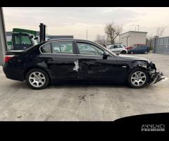 BMW 520D E60 per ricambi usati 204D4 - 8