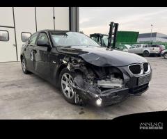 BMW 520D E60 per ricambi usati 204D4 - 9