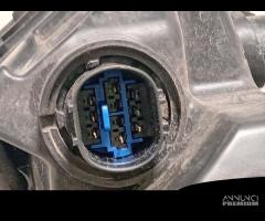 FARO ANTERIORE DESTRO HYUNDAI i40 Serie (CW) (11) - 8