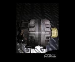 Alternatore PEUGEOT 208 1560cc HDI del 2016