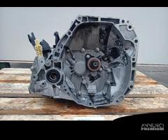 CAMBIO MANUALE COMPLETO DACIA Duster 1Â° Serie 320 - 2