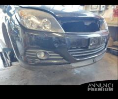 Paraurti anteriore OPEL ASTRA H del 2006 - 6