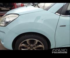 Parafango sinistro CITROEN C3 del 2009 - 1