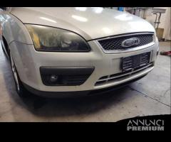 Paraurti anteriore FORD FOCUS del 2007