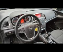 Opel Astra 1.7 CDTI 110CV Sports Tourer Cosmo - 20