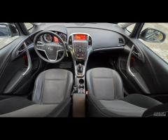 Opel Astra 1.7 CDTI 110CV Sports Tourer Cosmo - 24