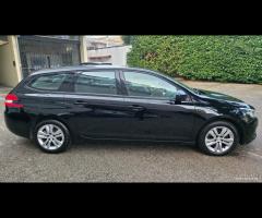 Peugeot 308 BlueHDi 130SWGT IVA - 13