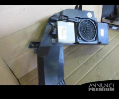 Amplificatore AUDI A4 4x4 2496cc TD del 2002 - 9