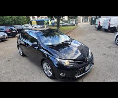 Toyota Auris 2.0 D-4D Active - 8