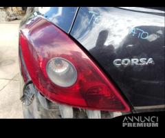 Fanale posteriore sinistro OPEL CORSA D del 2008