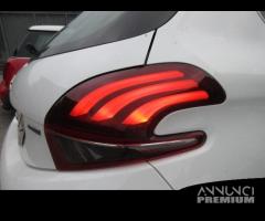 Fanale posteriore destro PEUGEOT 208 del 2016