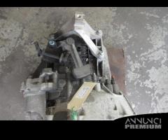 Cambio FORD FOCUS 1999cc benzina del 2009 - 14