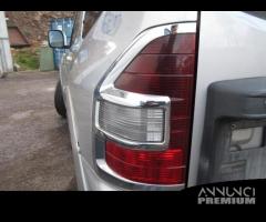 Fanale posteriore sx MITSUBISHI PAJERO del 2000