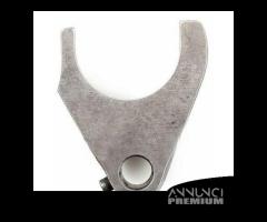 Forcella innesto marce Cagiva SST 125 Low Rider 23