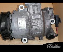 Compressore clima VOLKSWAGEN POLO 1.4 2002