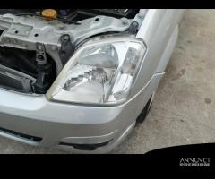 Proiettore sinistro OPEL MERIVA del 2010 - 1