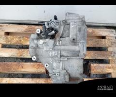 CAMBIO MANUALE COMPLETO AUDI A3 Sportback Serie (8 - 6