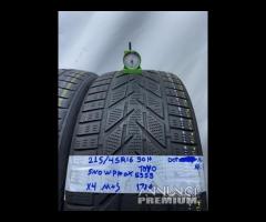 Gomme Usate TOYO 215 45 16