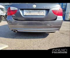 Paraurti posteriore BMW 320D del 2007