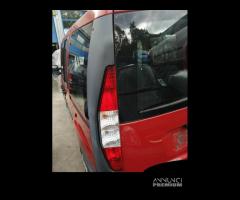 Fanale posteriore sinistro FIAT DOBLO del 2002