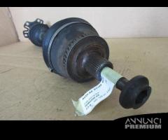 Semiasse sinistro AUDI A4 2.4 benzina del 2002 - 7