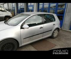 Specchio sinistro VOLKSWAGEN GOLF 5 del 2004