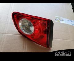 Fanale posteriore sinistro NISSAN QASHQAI del 2009