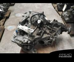 Cambio NISSAN QASHQAI 4X4 1995cc DCI del 2008