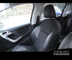 Sedile anteriore dx PEUGEOT 2008 HDI del 2015