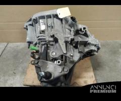 Cambio NISSAN QASHQAI 1461cc diesel del 2009 - 8