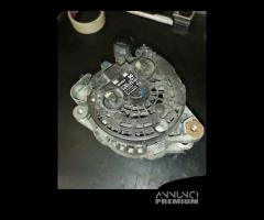 Alternatore TOYOTA YARIS 1298cc benzina del 2008