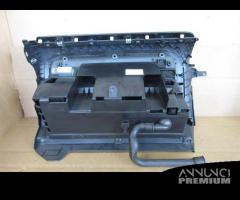 Cassetto portaoggetti VW GOLF 6 2.0 TDI del 2009