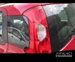 Fanale posteriore sinistro FIAT PANDA del 2016